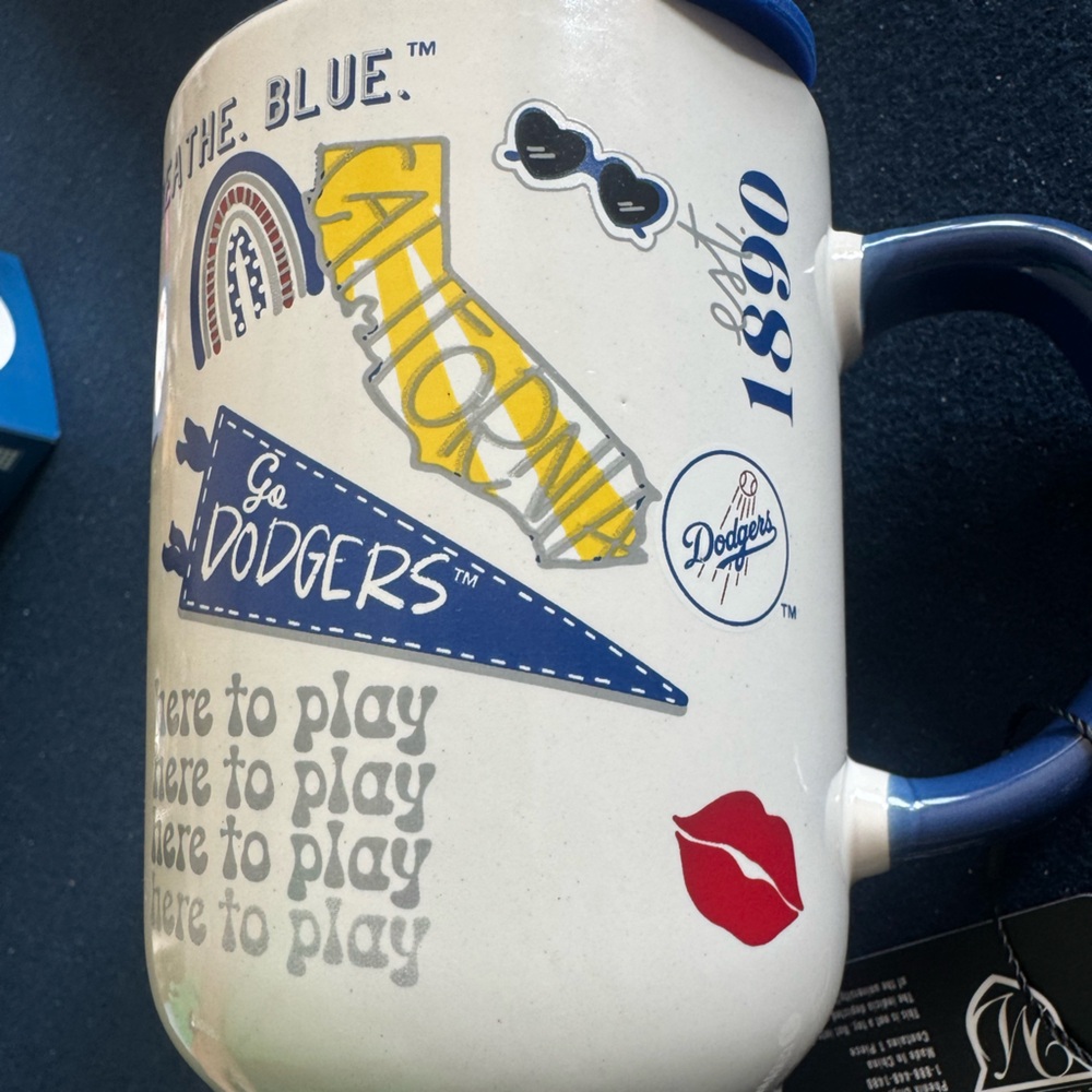 Los Angeles Dodgers Ceramic Mug feat. Fun iconic DODGER logo and dates! Zoom in💙 - Picture 8 of 11